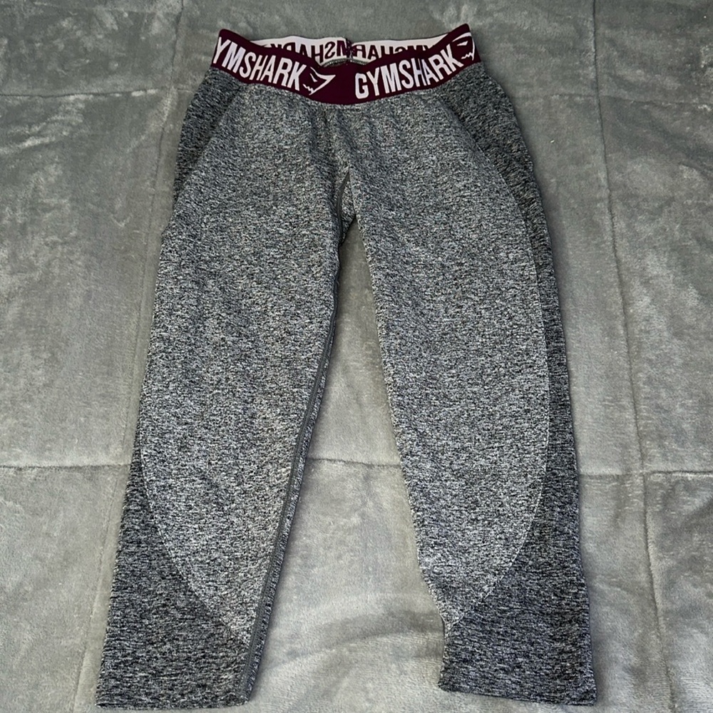 Gymshark Women’s Activewear Leggings Pants‎  Grey size small